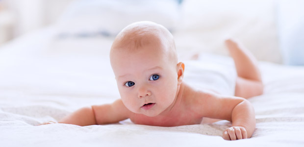 Cuidados com higiene são fundamentais ao visitar bebês